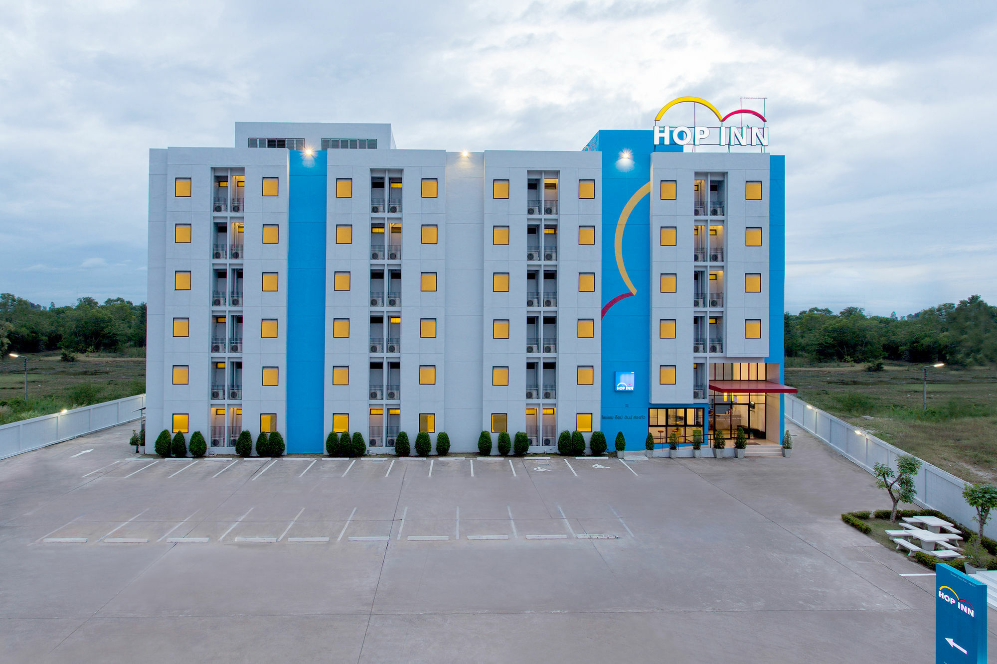 Hop Inn Phuket Kültér fotó